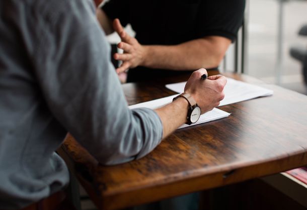 =alt"Analysez vos performances et ajustez chaque action efficacement"